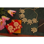Women's Rose Gold Plated Alloy Necklace &amp; Earings Set (Gold)