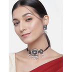 Women's Rose Gold Plated Alloy Necklace &amp; Earings Set (Silver)