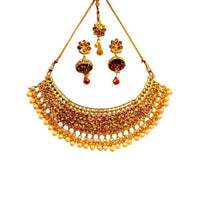 Women's Rose Gold Plated Alloy Necklace Earrings With Maangtika Set (Gold)