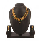 Women's Rose Gold Plated Alloy Necklace &amp; Earings Set (Green &amp; Red)